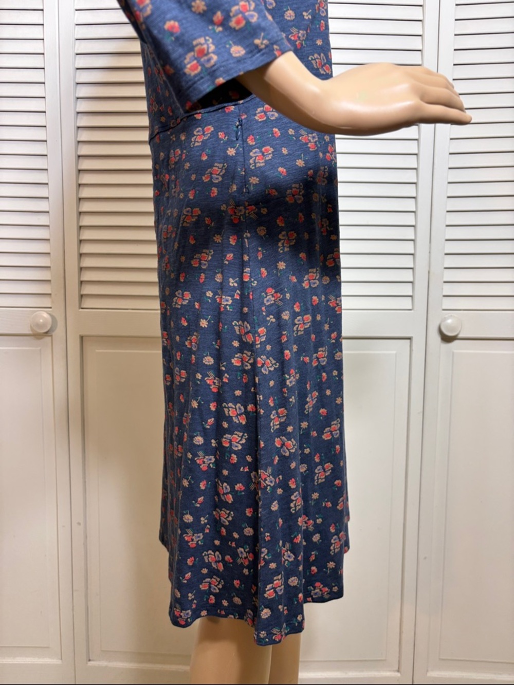 Toad & Co Rosalinda Dress in True Navy Floral Medium - Picture 8 of 15